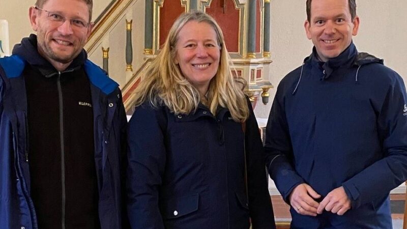 Dach der evangelischen Kirche muss saniert werden: Fördermittel aus Berlin für alte Kirche in Waldniel?