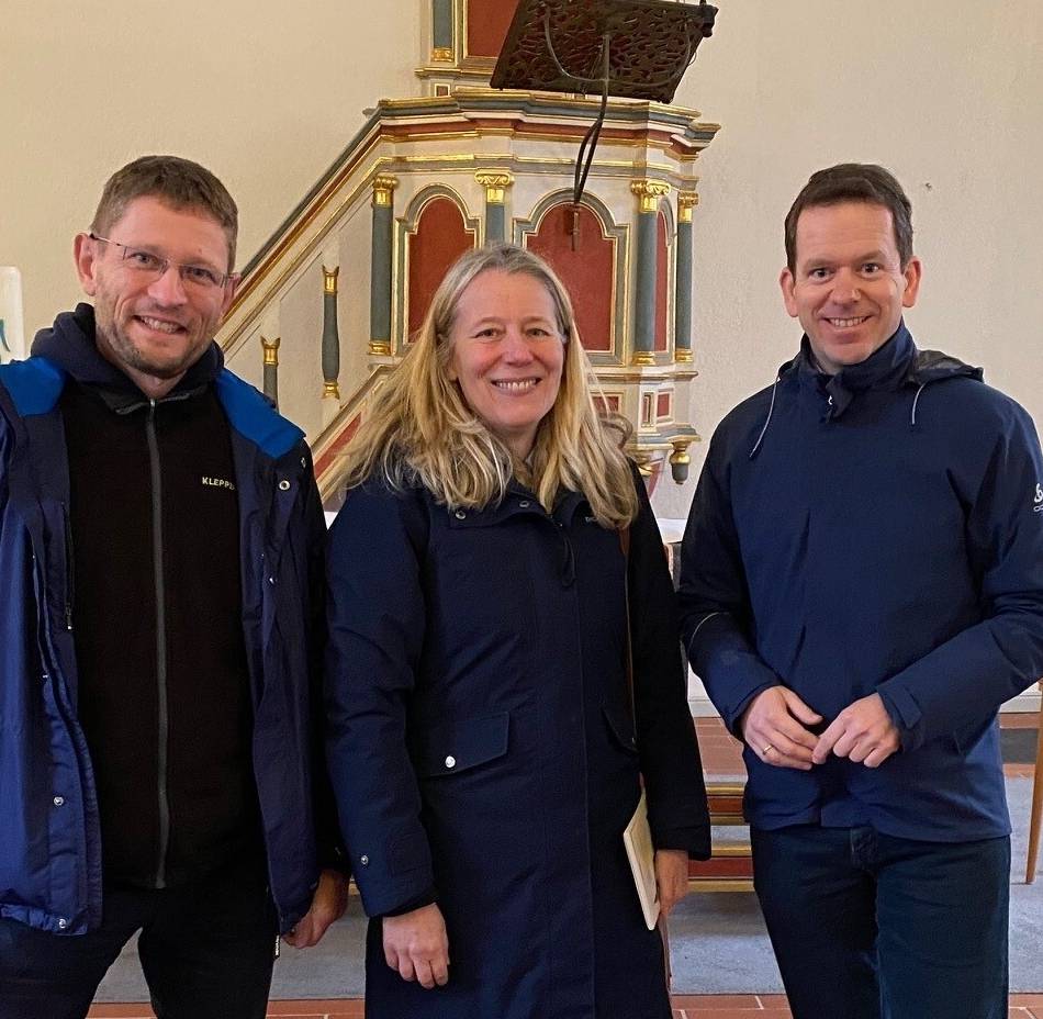 Dach der evangelischen Kirche muss saniert werden: Fördermittel aus Berlin für alte Kirche in Waldniel?