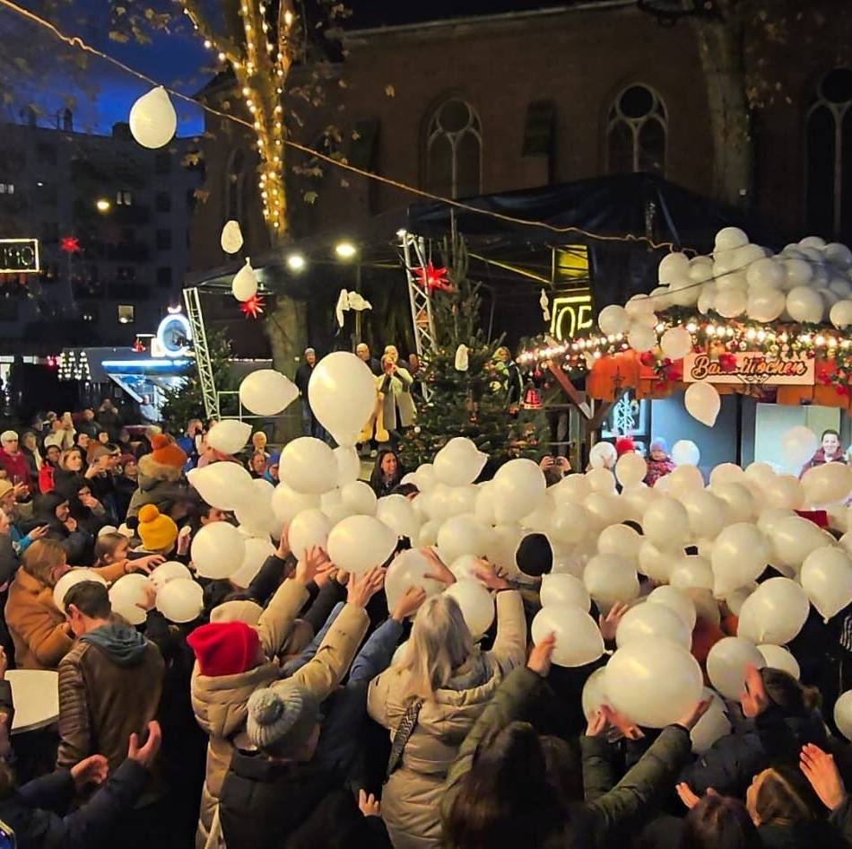 Opladener Weihnachtsmarkt 2025: Das Bergische Dorf ist eröffnet