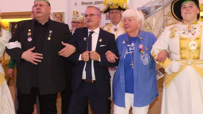 Gardeappell der Prinzengarde Opladen: Frische Akzente bei den Zitronenfunken