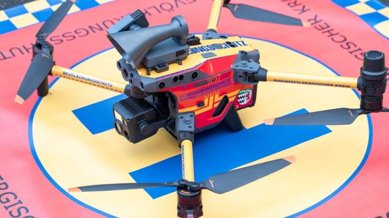 Gefahrenabwehr im Rheinisch-Bergischen Kreis: Neue Drohne als „Auge vor Ort“ für Einsatzleiter