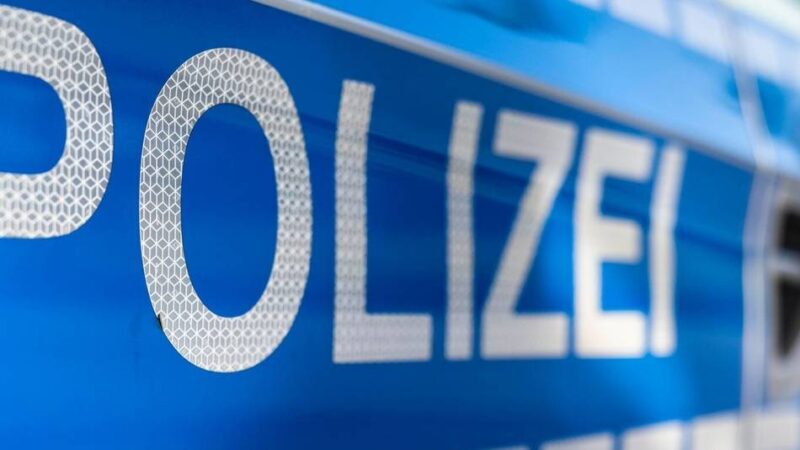 Polizei bittet um Hinweise: Falsche Wasserwerker bestehlen Ehepaar in Orsoy
