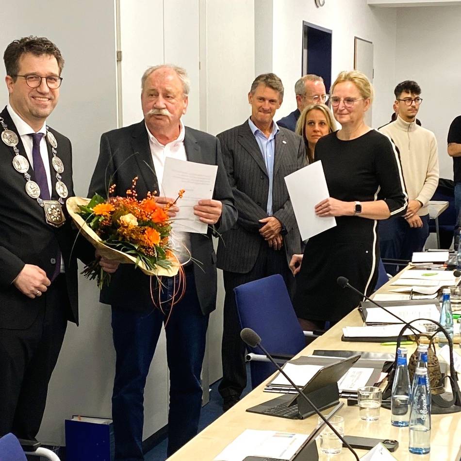 Konstituierende Sitzung in Nettetal: Christian Küsters für zweite Ratsperiode vereidigt