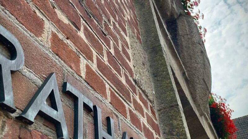 Emmerich : Amtseinführung – diesen Eid leistet Bürgermeisterin Claudia Lindlahr