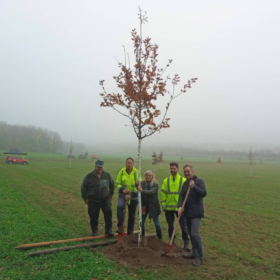 Projekt Mittelwald in Viersen: Gedenkbäume schaffen nachhaltige Erinnerung