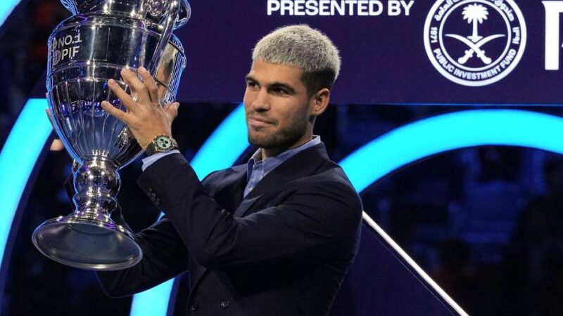 „Bedeutet die Welt für mich“: Alcaraz sichert Platz eins über die Winterpause bei den ATP Finals