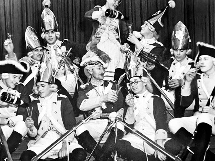 Karneval in Leverkusen: Historische Schätzchen für die Altstadtfunken