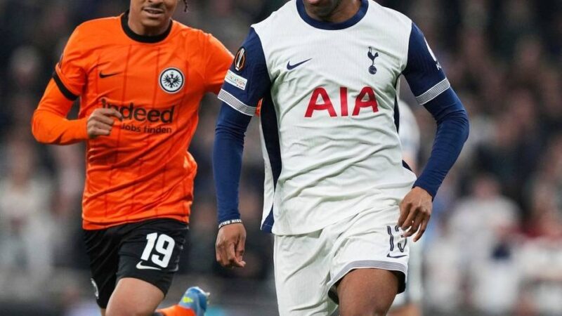 Ermittlungen laufen: Tottenham-Profi Udogie von Spielerberater mit Waffe bedroht