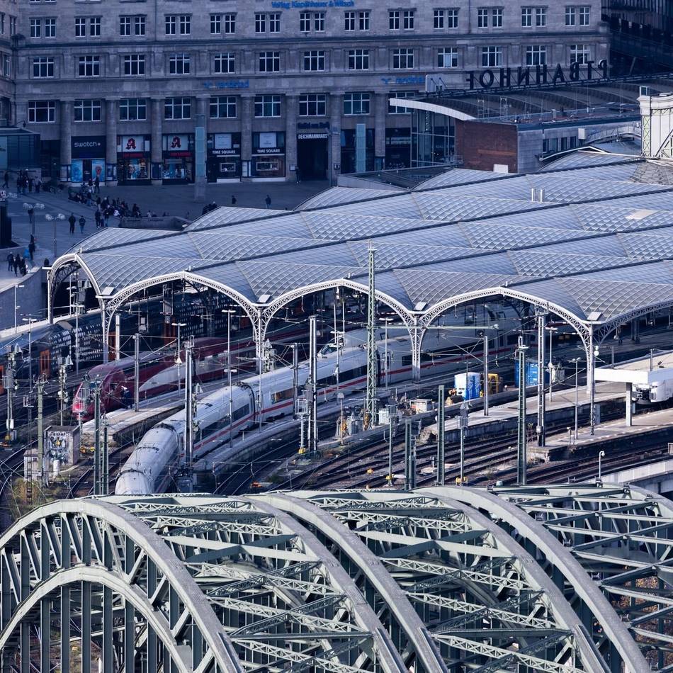 Güterverkehr und Großbaustellen: Darum stauen sich in Mönchengladbach aktuell so viele Züge