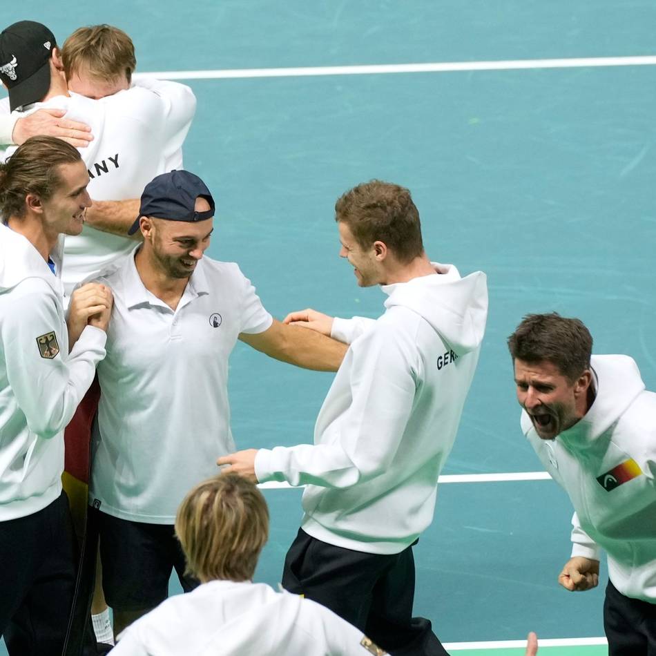 Denkwürdige Tennis-Nacht in Bologna: Chapeau Deutschland, das ist Davis Cup!
