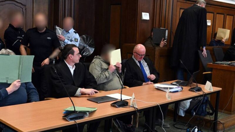 Prozess in Mönchengladbach: Lange Haftstrafen für Kinderpornografie-Bande