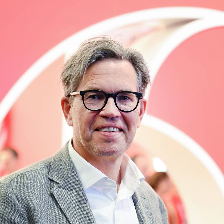 Handyverträge werden günstiger: Vodafone sieht Ende der Talfahrt