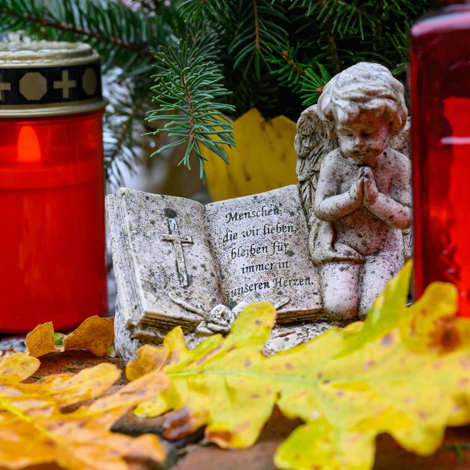 Kranzniederlegung und Gottesdienste: Gedenken am Volkstrauertag in Niederkrüchten