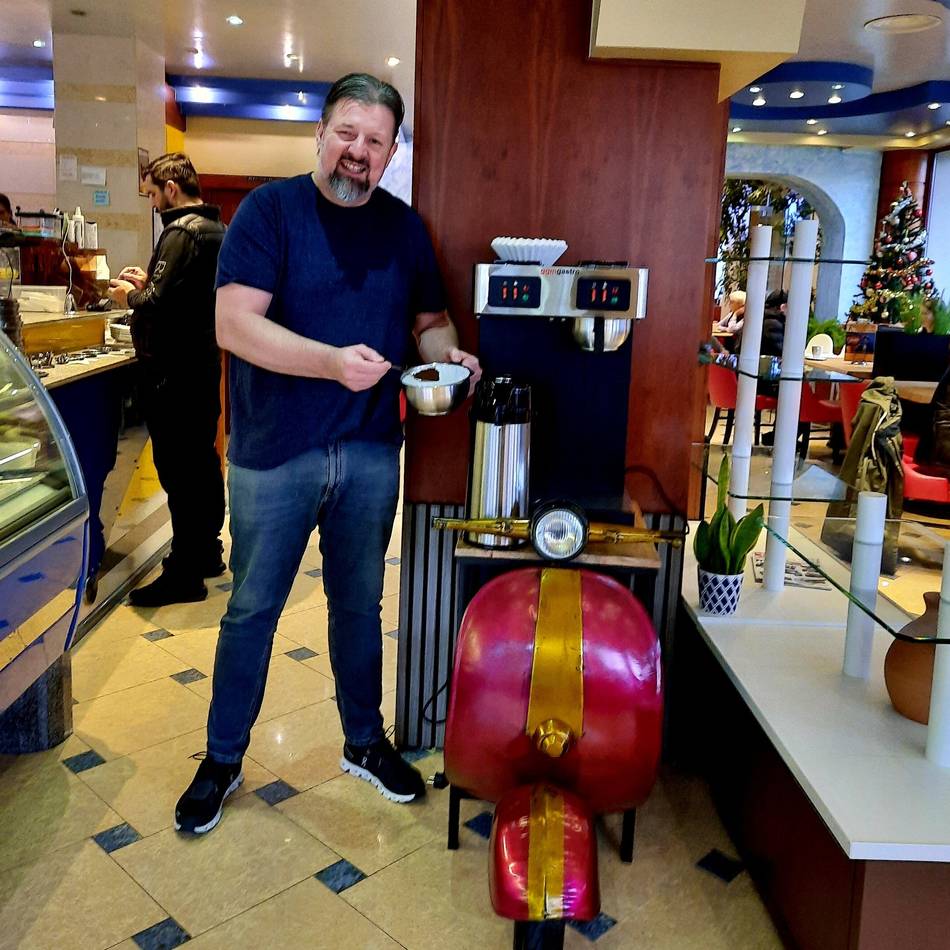 Weseler Eiscafé geht neue Wege: Riviera startet nach Umbau durch – das plant der Inhaber