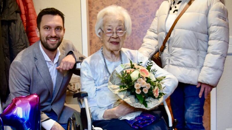 Im Pflegezentrum Am Wiesenhof: Rheinbergerin feierte ihren 101. Geburtstag