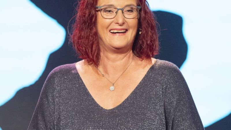 Kluger Humor: Kabarettistin Anny Hartmann gastiert als „Klima-Ballerina“ in Goch