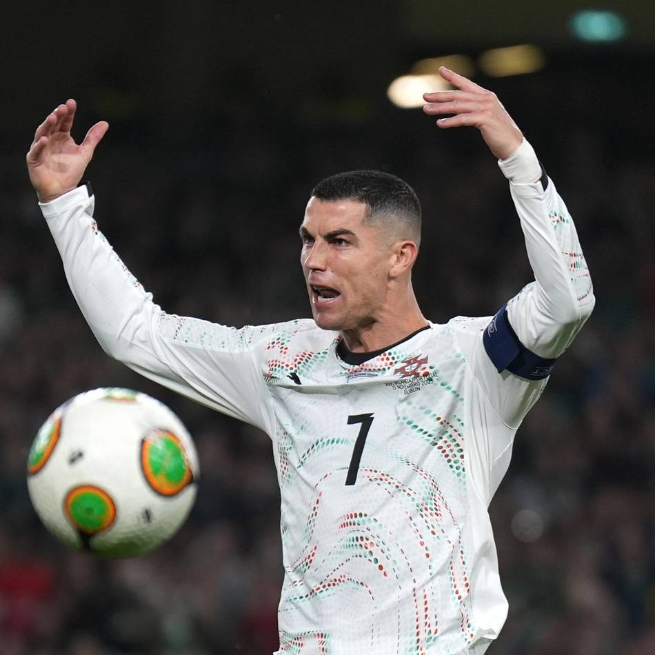 Platzverweis für Superstar: Ronaldos Rote Karte hat Konsequenzen – Zuschauer bei der Fußball-WM?
