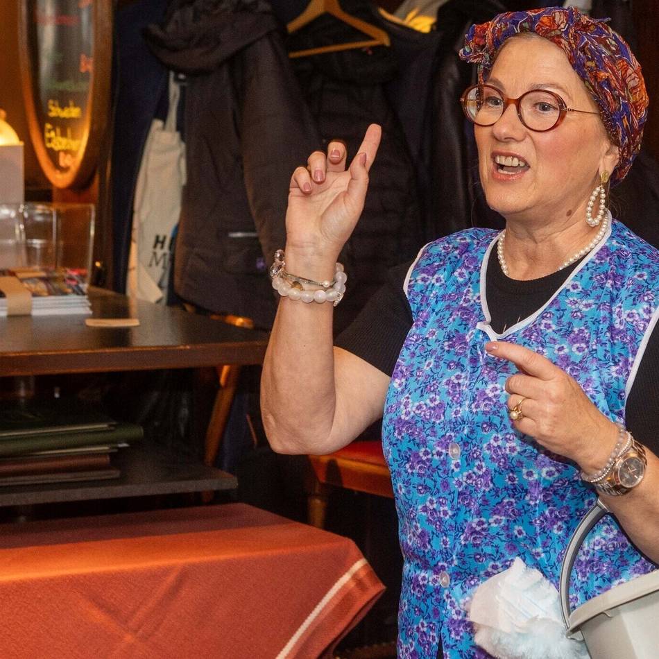 Doctores humoris causa in Krefeld nominieren Anwärterin: „Seidewitzka, jetzt ist die Ditz da!“