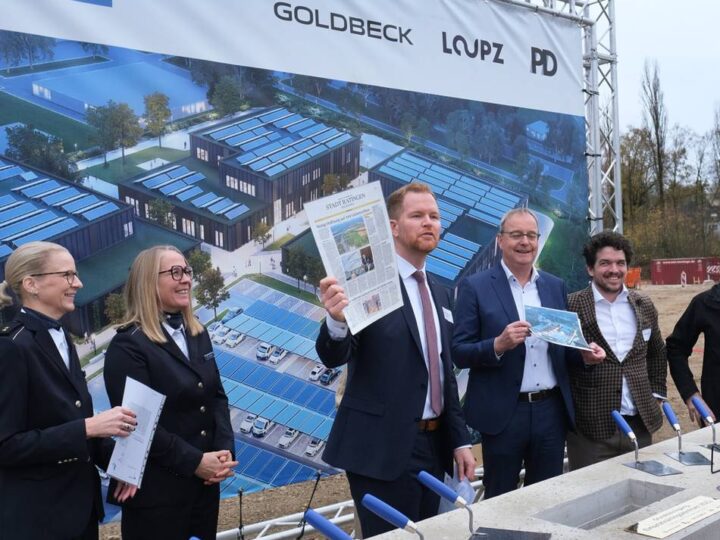 Großprojekte in Heiligenhaus: Am Ziel: Grundstein für Zoll-Trainingszentrum ist gelegt