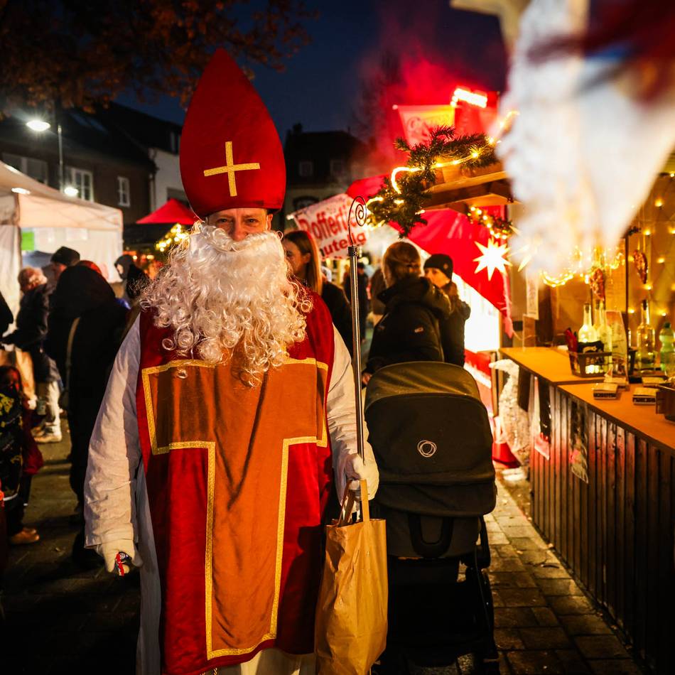 Weihnachtsmarkt in Stürzelberg: Wo nur Selbstgemachtes angeboten wird