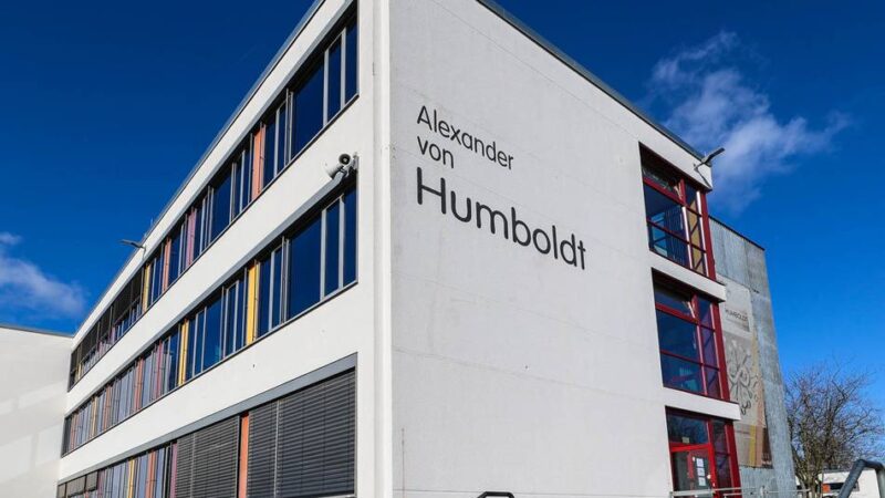 Jubiläumsshow des RTL-Spendenmarathons: Neusser Schüler sammeln Geld für Kinderklinik in Kenia