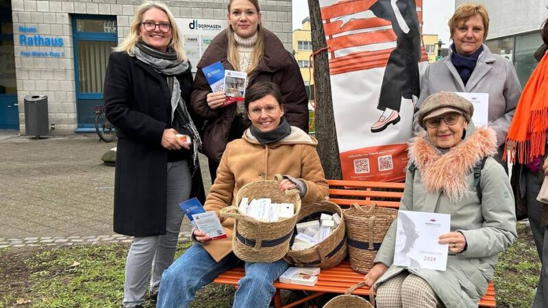 Gegen Gewalt an Frauen: Das Rathaus strahlt orange – Solidarität in Dormagen