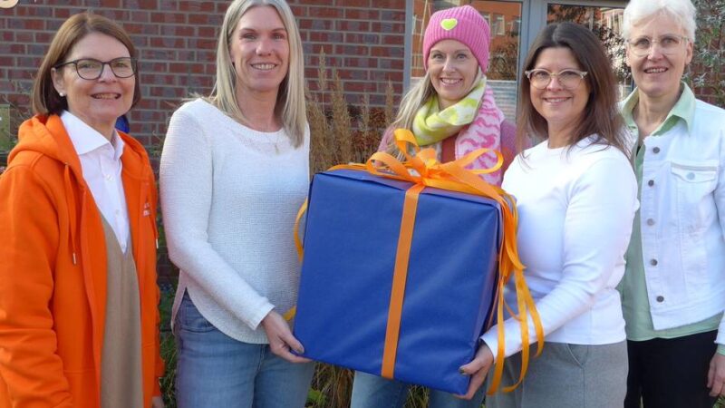 Charity-Aktion in Rheinberg: Mit Schwimmen, Radfahrern und Laufen Gutes fürs Hospiz bewirkt