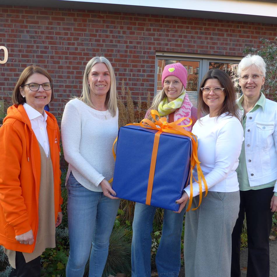 Charity-Aktion in Rheinberg: Mit Schwimmen, Radfahrern und Laufen Gutes fürs Hospiz bewirkt