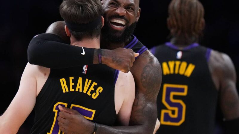 Basketball: Nächster NBA-Rekord: Superstar James startet in 23. Saison