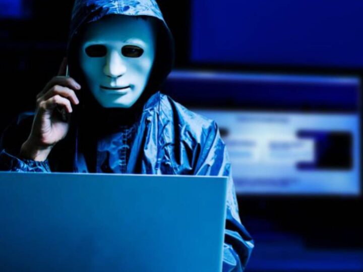 Schon wieder Betrüger in Dormagen: 67-jähriges Opfer um vierstellige Summe betrogen