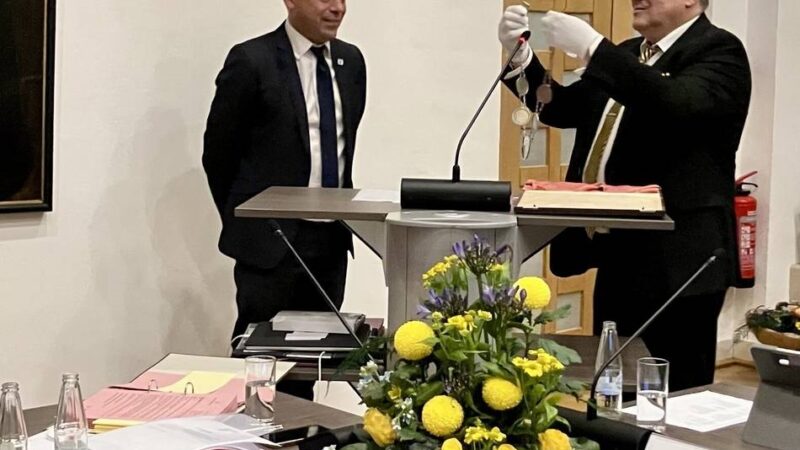 Konstituierende Sitzung in Willich: Neuer Rat bestätigt Haushaltssperre