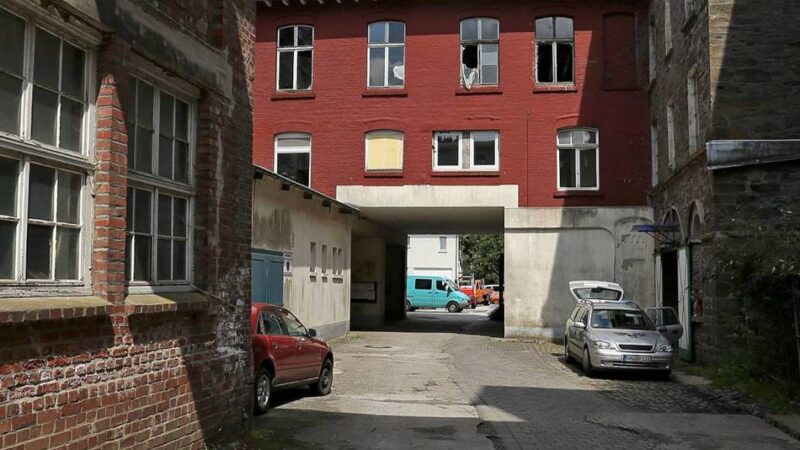 Alte Fabrik in Radevormwalder Wupperorten: Im einstigen Benzollager soll Gastronomie einziehen
