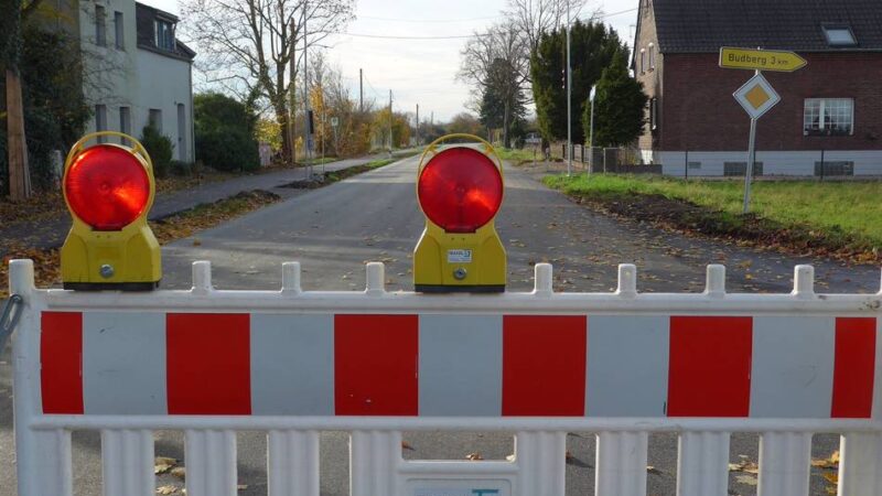 Straßenbauarbeiten im Rheinberger Süden: Erstes Stück Reitweg ist ab Montag wieder frei