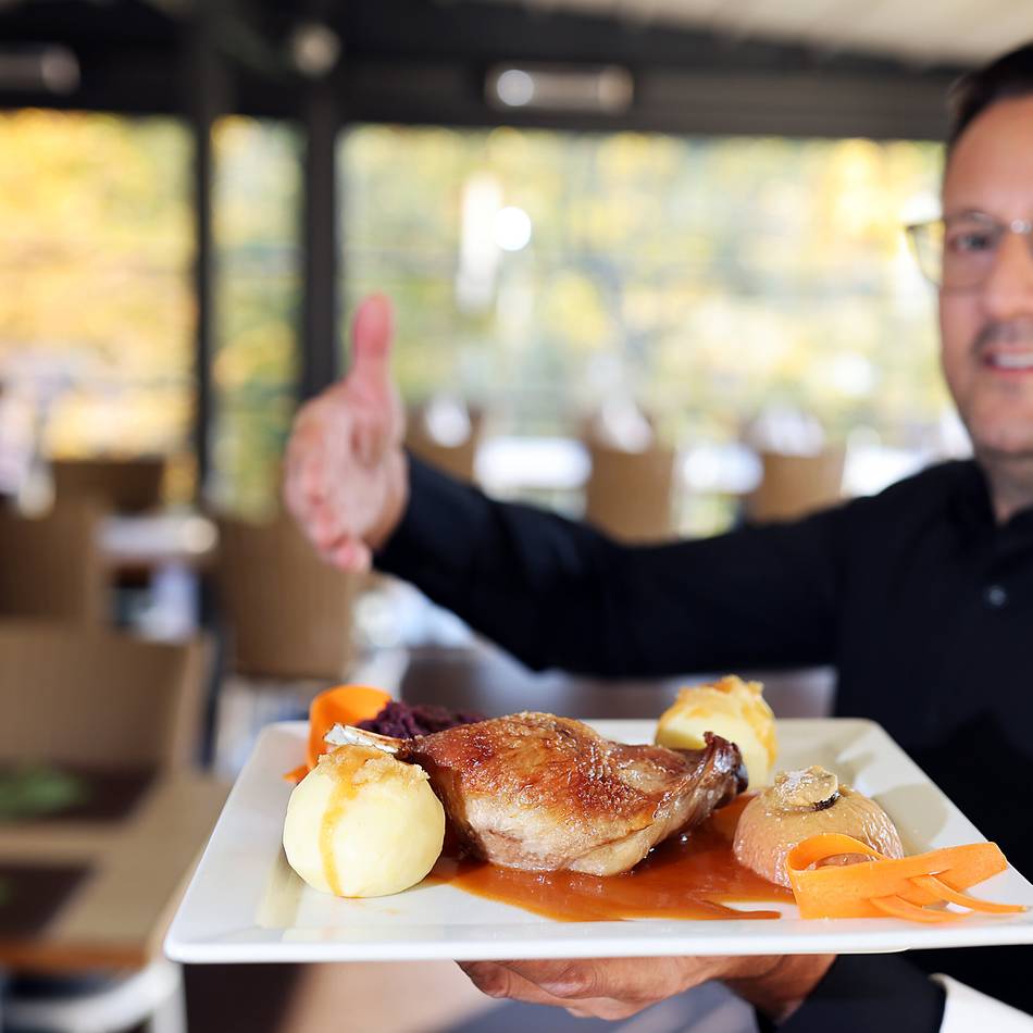 Gänseessen im Kreis Mettmann: Knusprig, saftig, festlich – Wo es im Neandertal Gans gibt