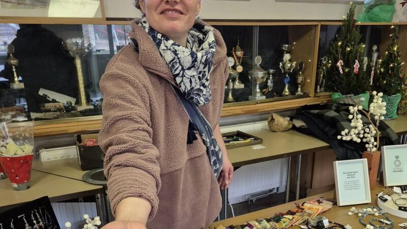 Adventsbasar in Grevenbroich: Mehr als 150 Besucher kamen ins Kanu-Heim