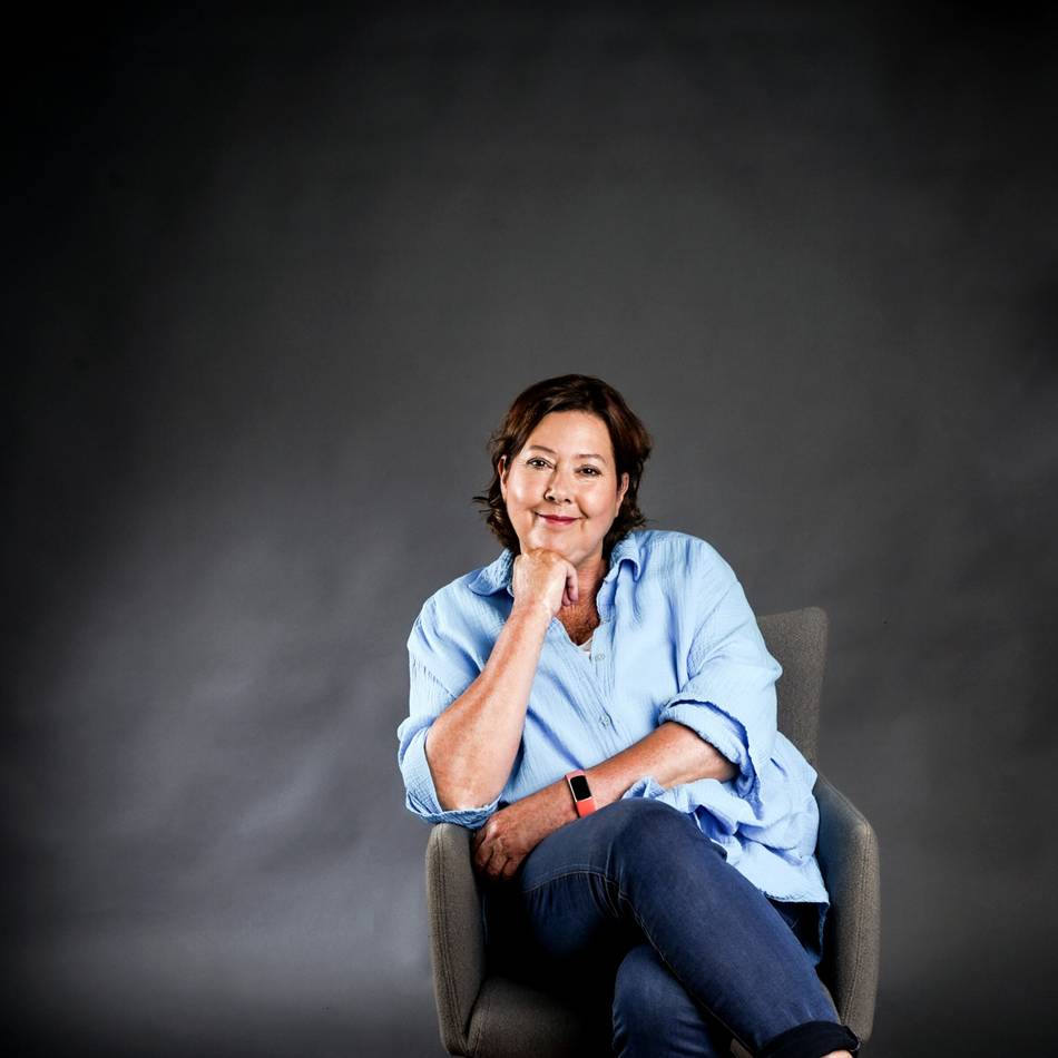 Lesung im Café Glüxpilz in Xanten: Diana Ahrabian ermöglicht den „Blick dahinter“