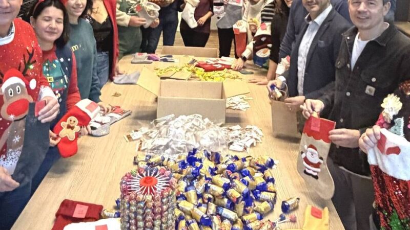 Aktion von Einzelhandel und Stadt Willich: Fast 1000 Nikolaussocken sind gefüllt