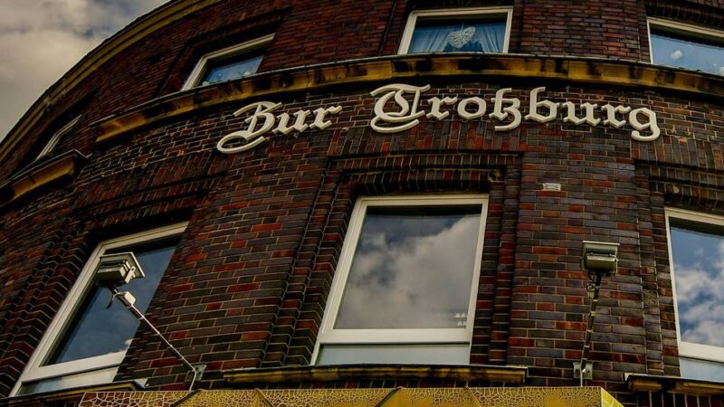 Traditionsgastronomie in Moers: Genossenschaftsmodell soll Trotzburg retten