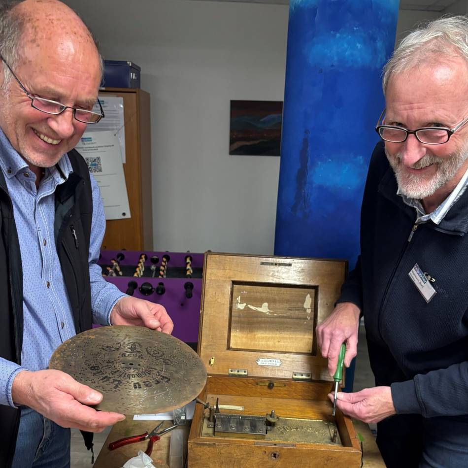 800. Gegenstand in der Reparierbar Geldern : Historisches Polyphon erstrahlt in neuem Glanz