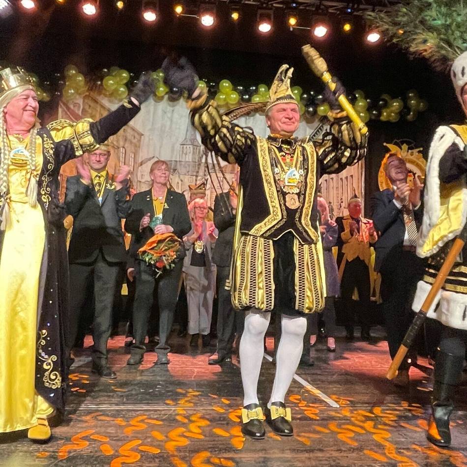 Erstes Dreigestirn im Süchtelner Karneval: Süchteln proklamiert Tollitäten auswärts