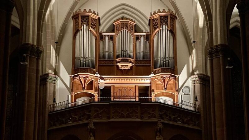 Einstimmung auf die Weihnachtszeit: Konzerte bei Kerzenschein in St. Katharina Willich