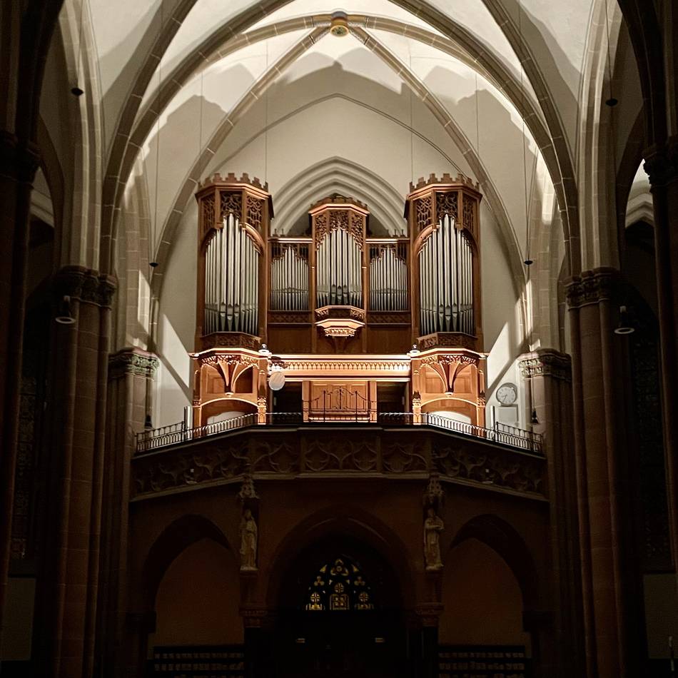 Einstimmung auf die Weihnachtszeit: Konzerte bei Kerzenschein in St. Katharina Willich