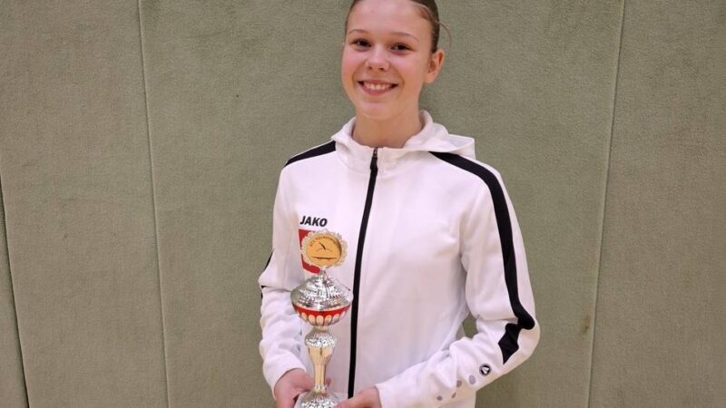 Wettkampf auf Doppel-Mini-Trampolin in Hückeswagen: 19 Mal Edelmetall für die ATV-Trampolinturner – und einmal die 10,0