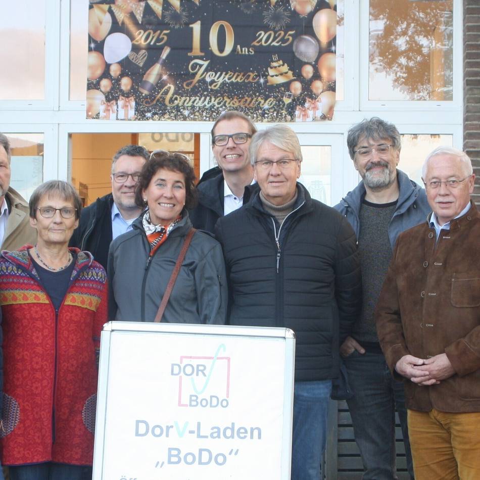 Ehrung für Dorvladen in Boisheim: Eine Überraschung in Bronze beim Jubiläum