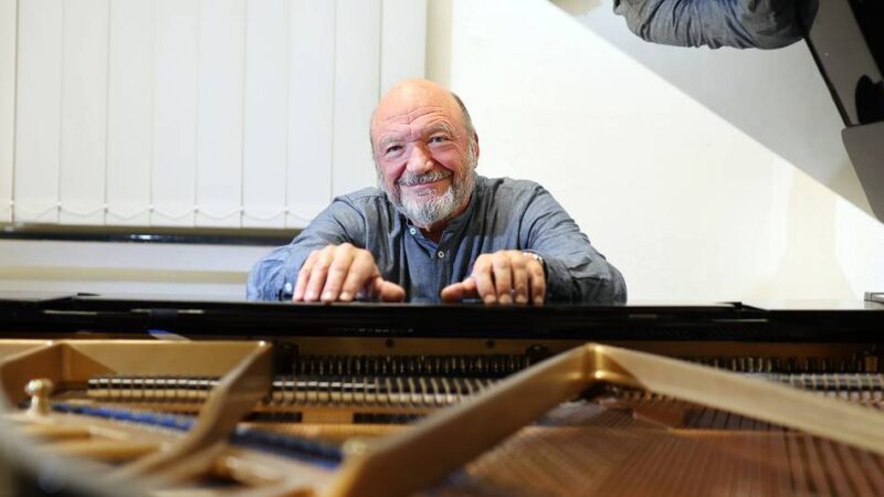 Ein Leben für die Musik in Mettmann: Eintauchen in das Leben eines Komponistens