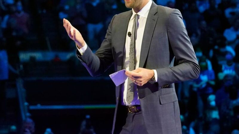 NBA: Wie ein Raub: Nowitzki tadelt geschassten Dallas-Manager