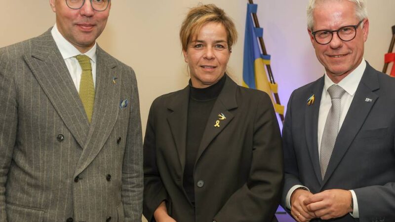 Wichtiges Ehrenamt für Rhein-Kreis Neuss: IHK-Chef Jürgen Steinmetz ist jetzt Honorarkonsul der Ukraine