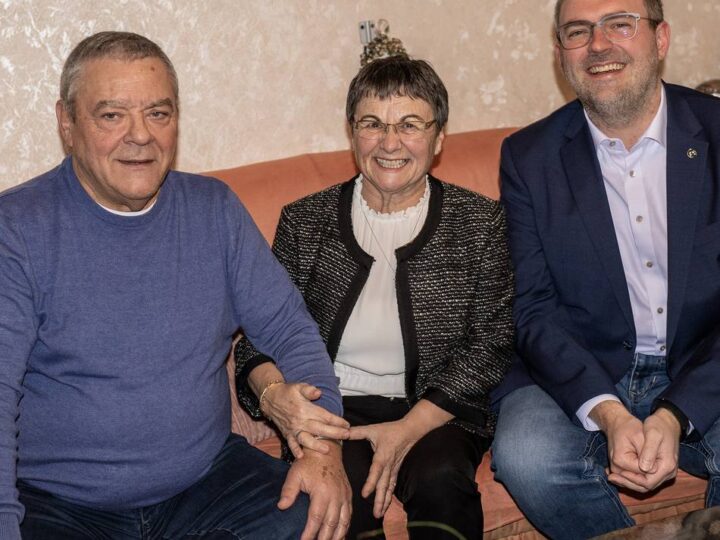 Ehejubiläum in Dormagen: Ein halbes Jahrhundert Liebe – Antonia und Domingo feiern Goldhochzeit