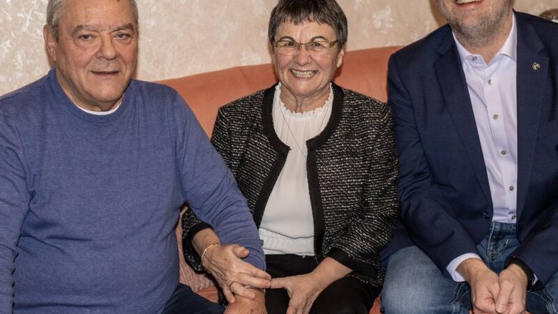 Ehejubiläum in Dormagen: Ein halbes Jahrhundert Liebe – Antonia und Domingo feiern Goldhochzeit