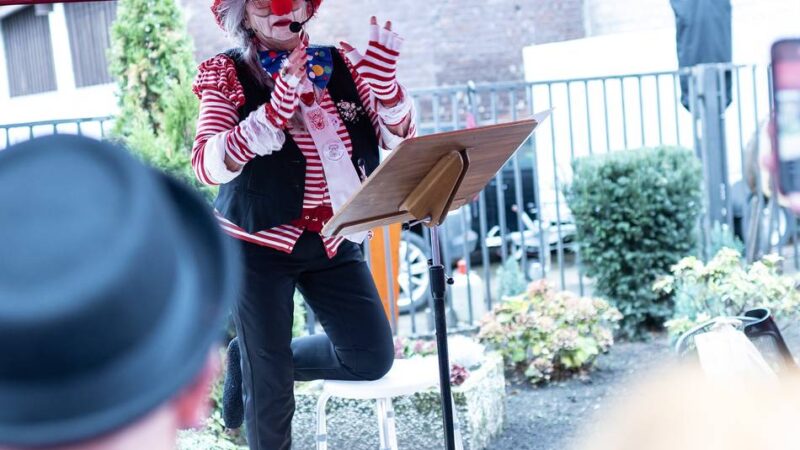 Karneval in Eller: Gelungenes Hoppeditz-Comeback von Ute Ast